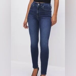 Good American Dark Wash Skinny Jeans